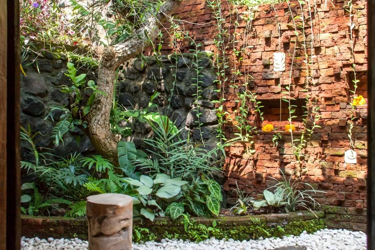Villa Mahadevi Jungle Retreat Joglo 1 Ubud 0*,